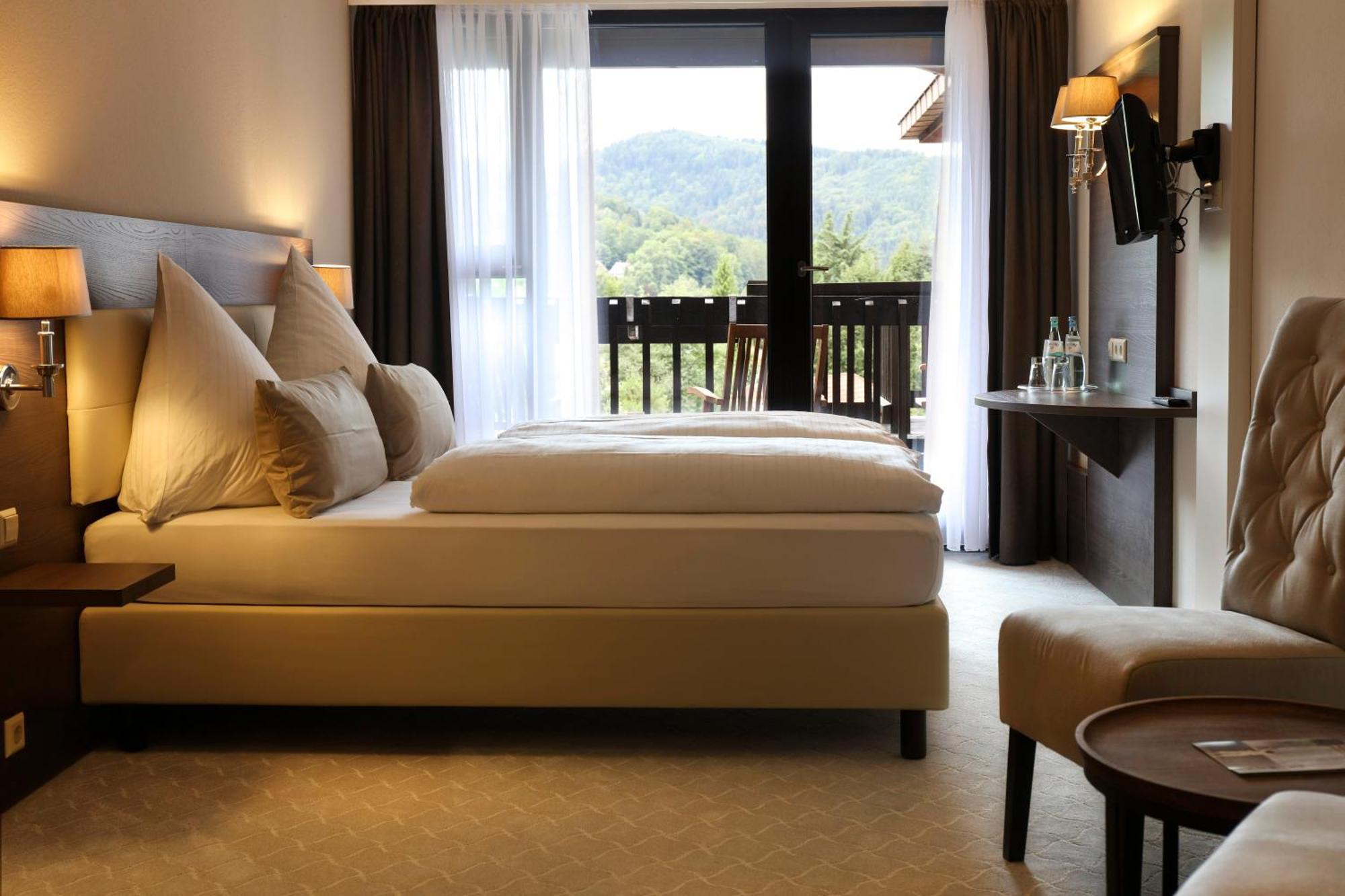 Parkhotel Luise Bad Herrenalb Phòng bức ảnh