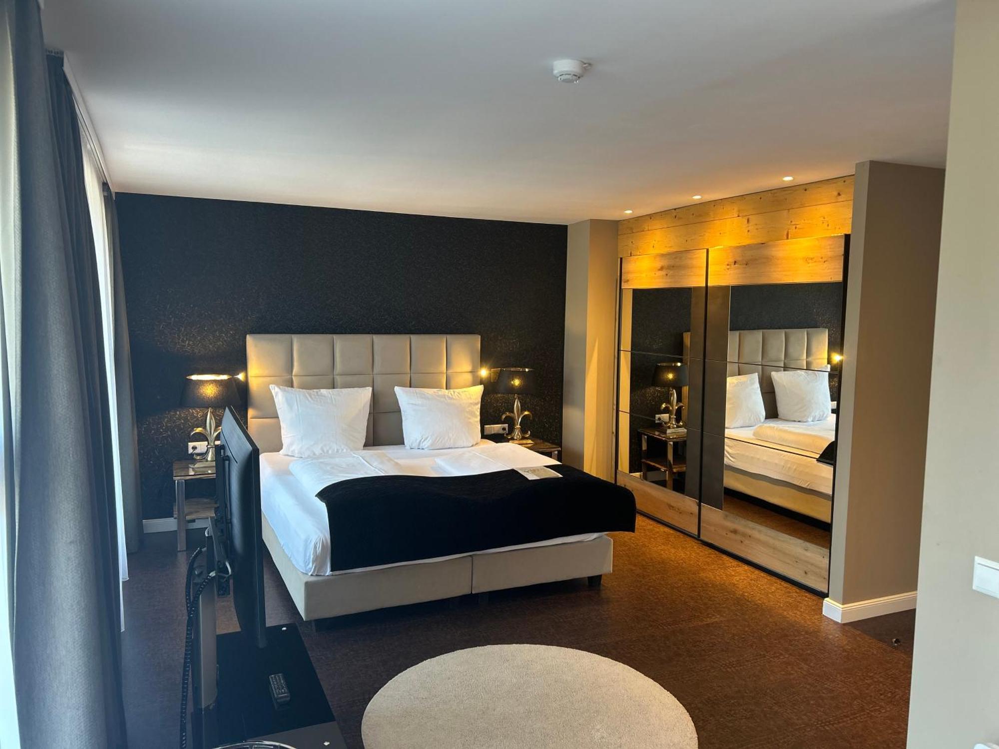 Parkhotel Luise Bad Herrenalb Phòng bức ảnh