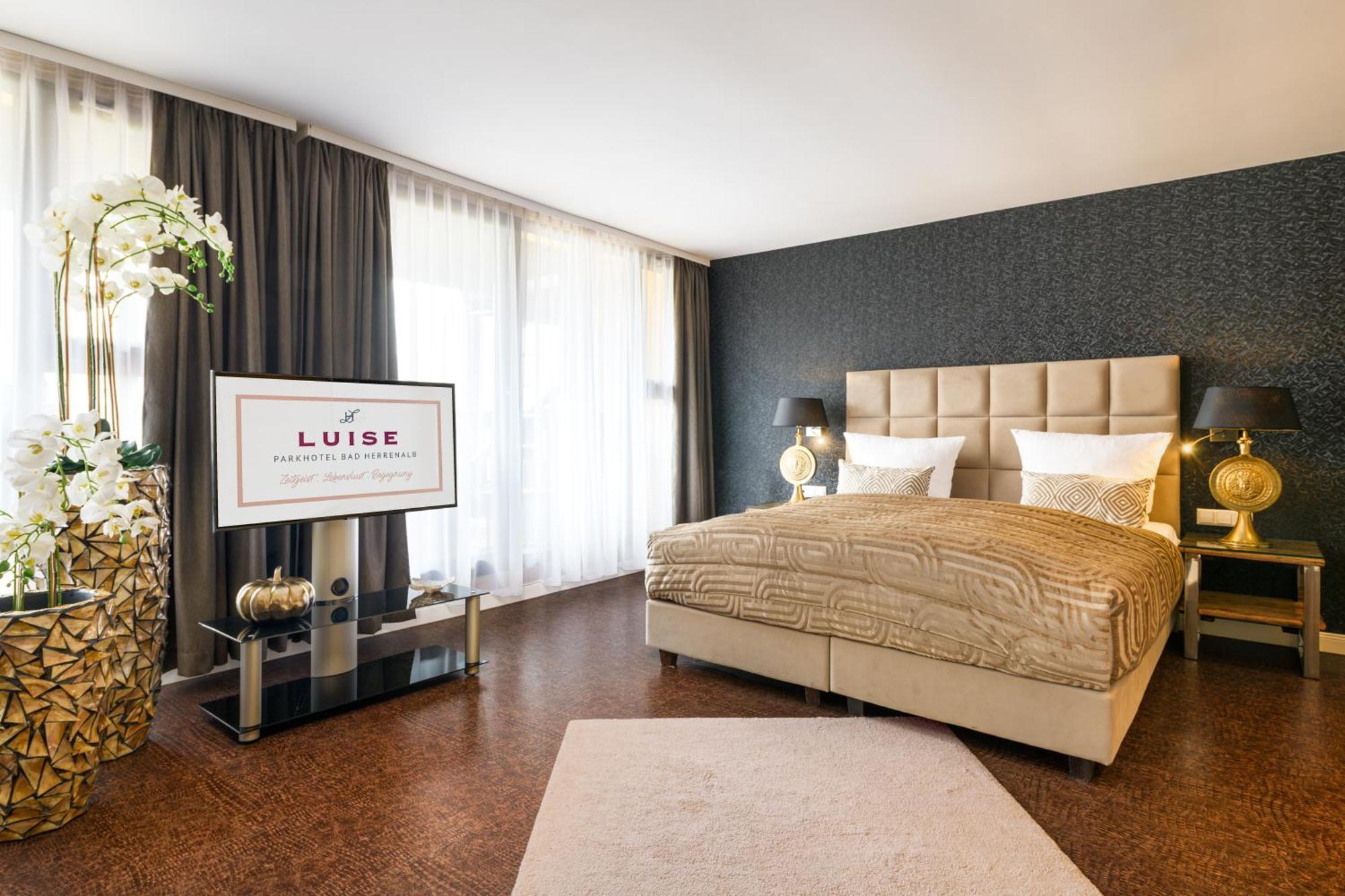 Parkhotel Luise Bad Herrenalb Phòng bức ảnh